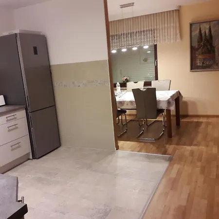 Ostsee Kronacher דירה *