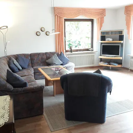 Ostsee Kronacher * ליבק